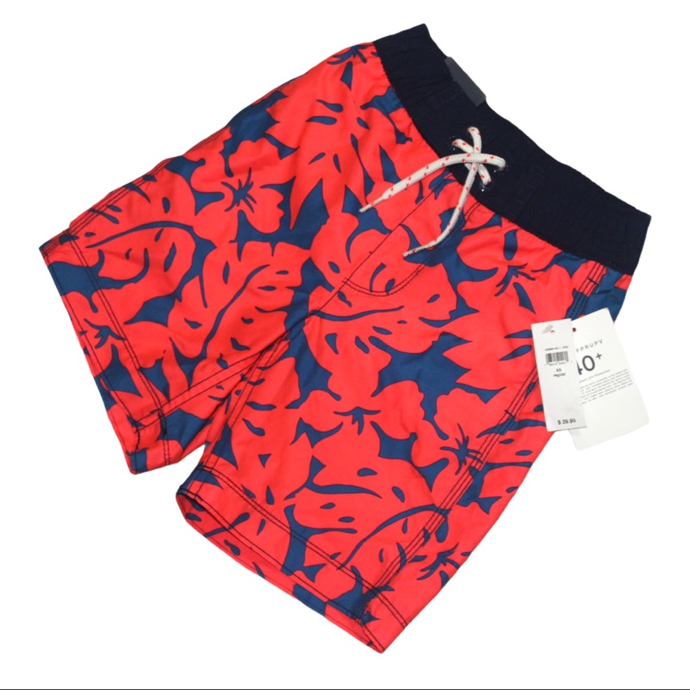 Boys GAP Boardshorts NWT Sz 5